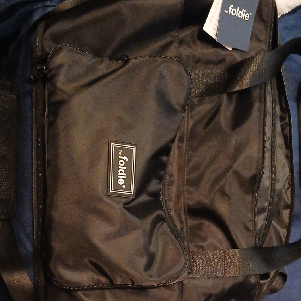 Foldie Black Travel Bag